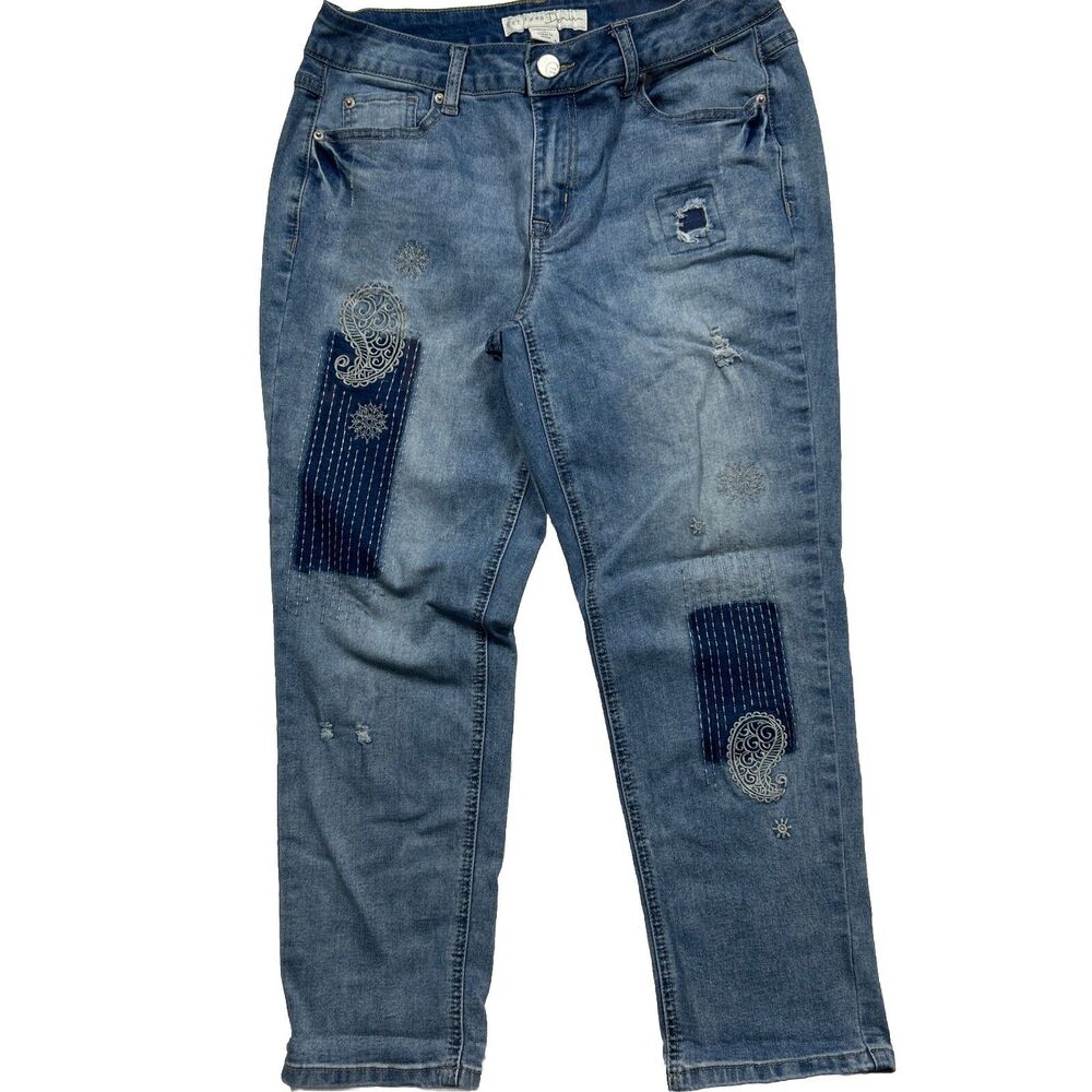 Est 1946 Denim Capri Jeans Women's Sz 6 Blue Distressed Embroidered Patches EUC